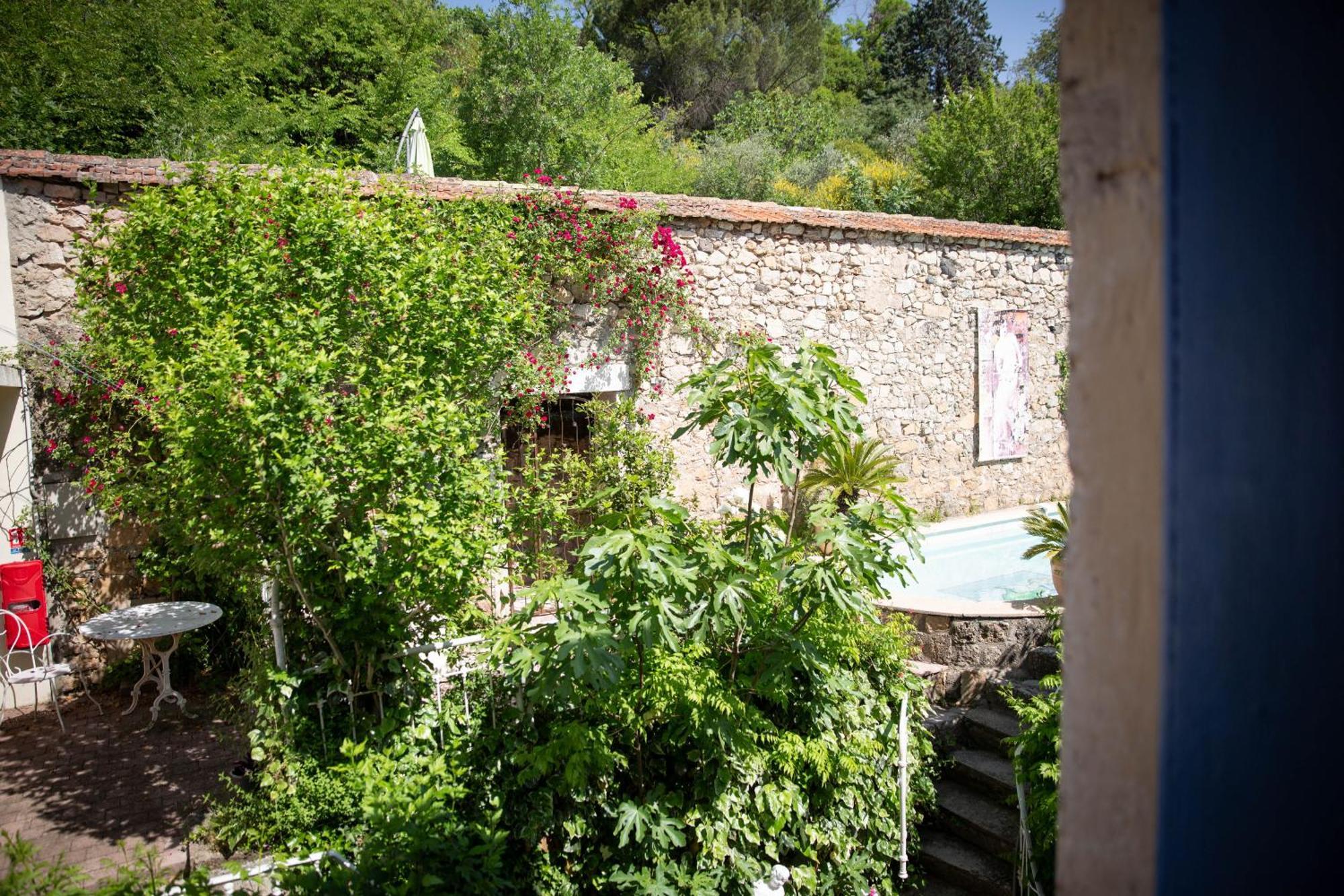 La Roseraie Lodève Exteriér fotografie